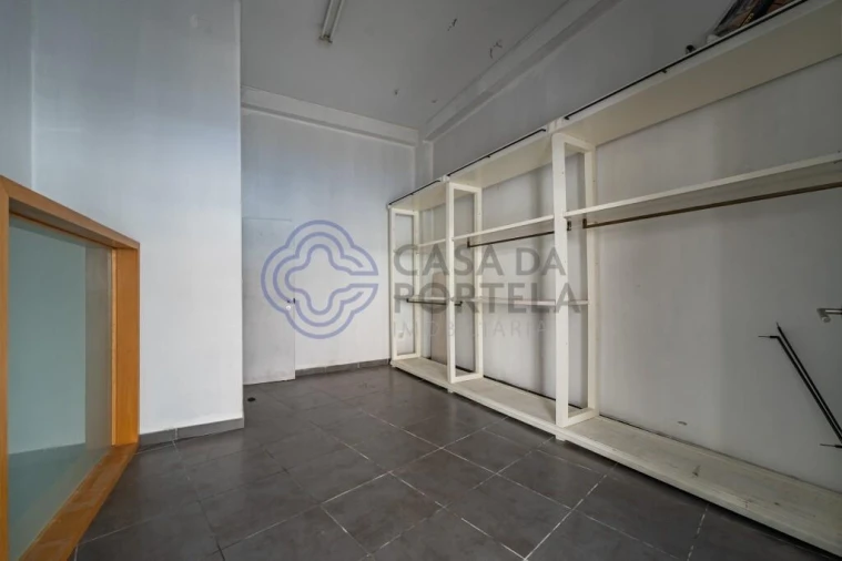 Loja para Arrendamento em Matosinhos e Leça da Palmeira Foto 9