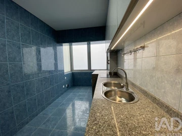 Apartamento T2 para Venda em Mafamude e Vilar do Paraíso