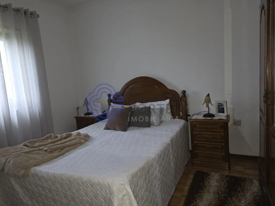 Moradia T3 para Venda em Landim Foto 10