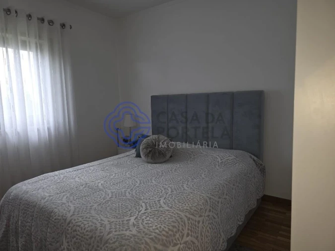 Moradia T3 para Venda em Landim Foto 7