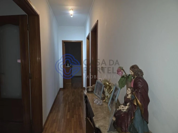 Moradia T3 para Venda em Landim Foto 8