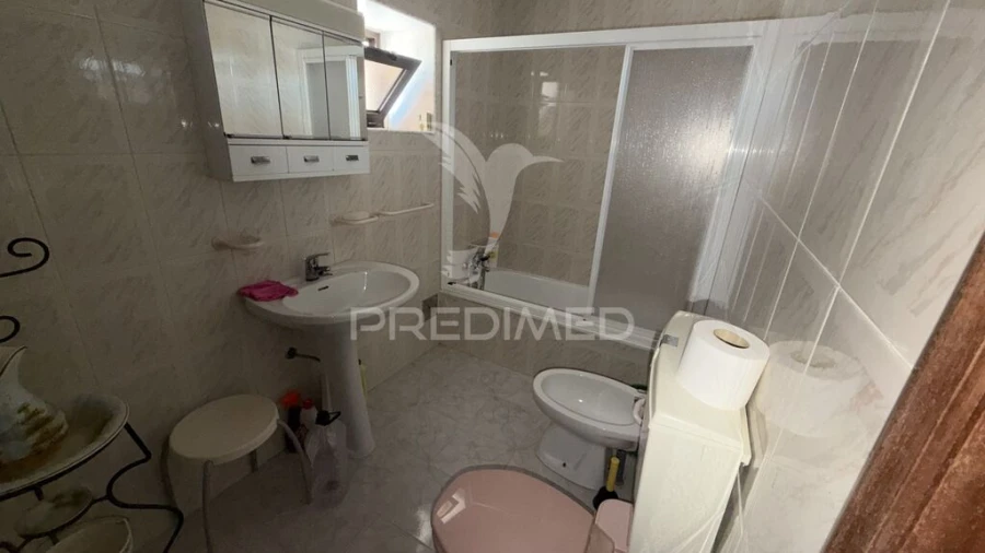 Moradia T2 para Venda em Santiago Maior Foto 12