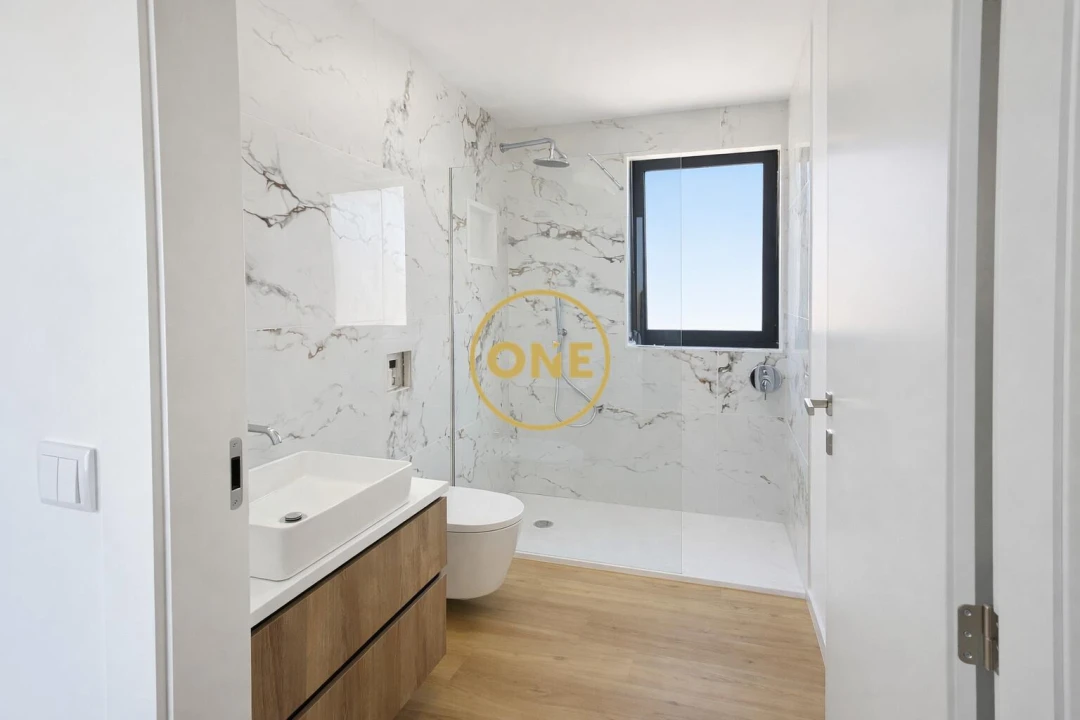 Moradia T3 para Venda em Ribeira Foto 14