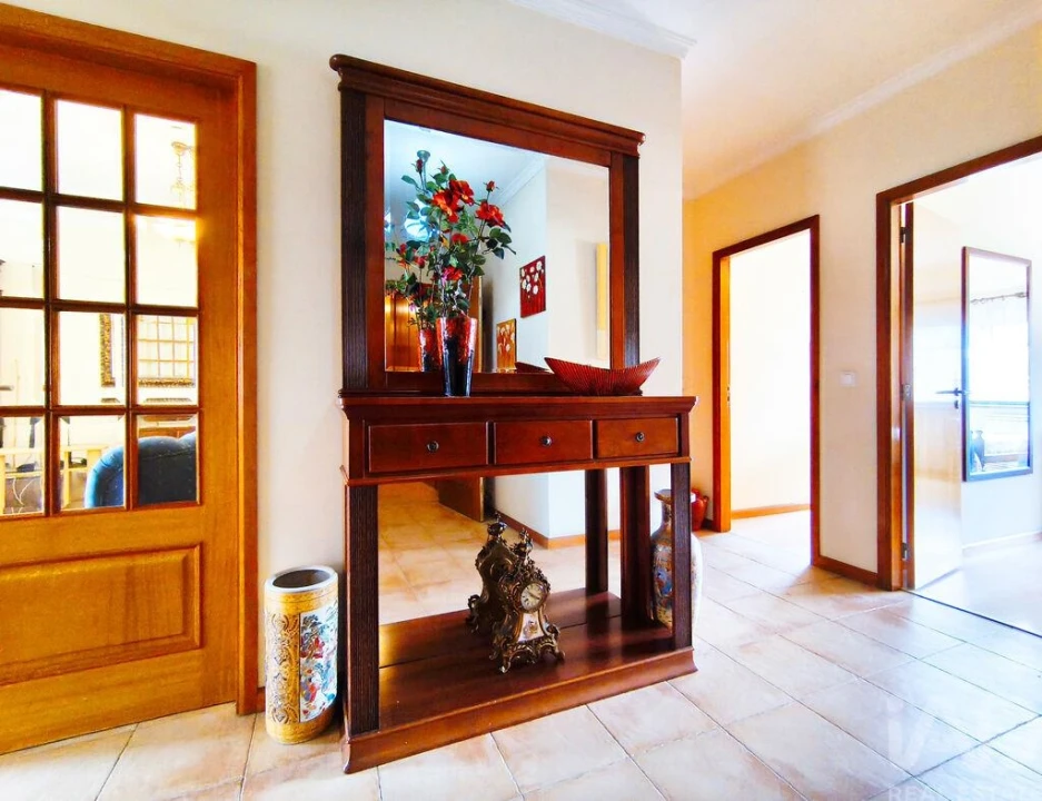 Apartamento T2 para Arrendamento em Vila Praia de Ancora Foto 12