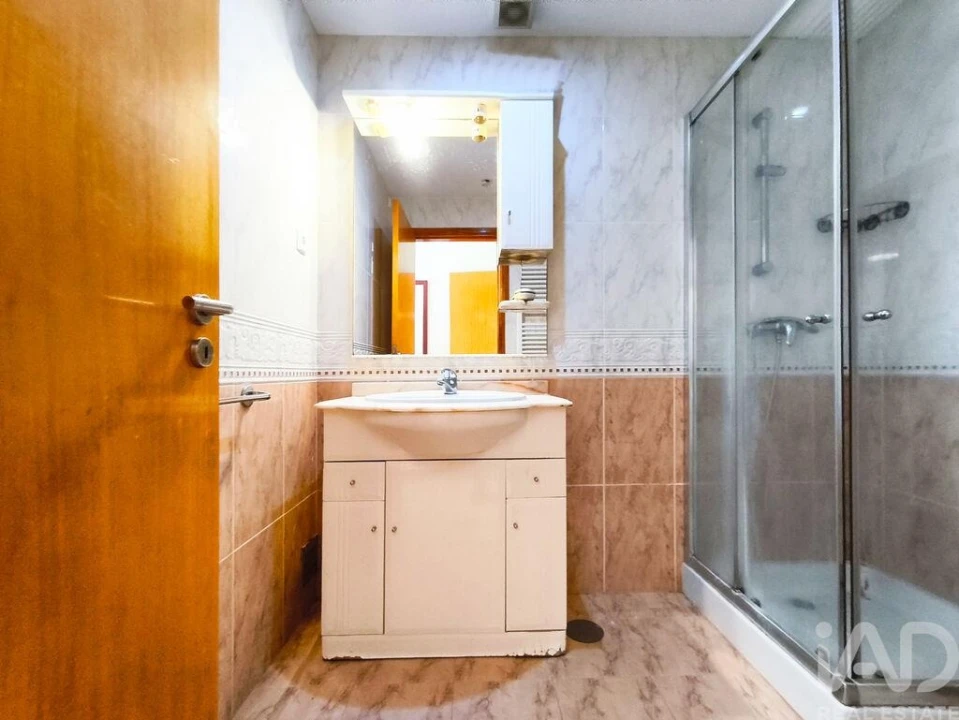 Apartamento T2 para Arrendamento em Vila Praia de Ancora Foto 22