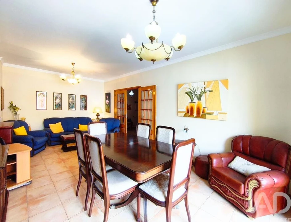 Apartamento T2 para Arrendamento em Vila Praia de Ancora Foto 7