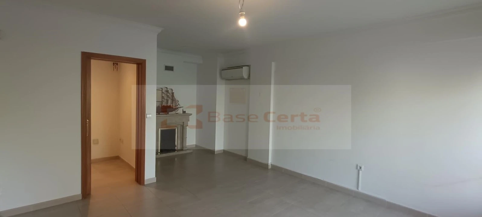 Apartamento T1 para Venda em Vialonga Foto 7