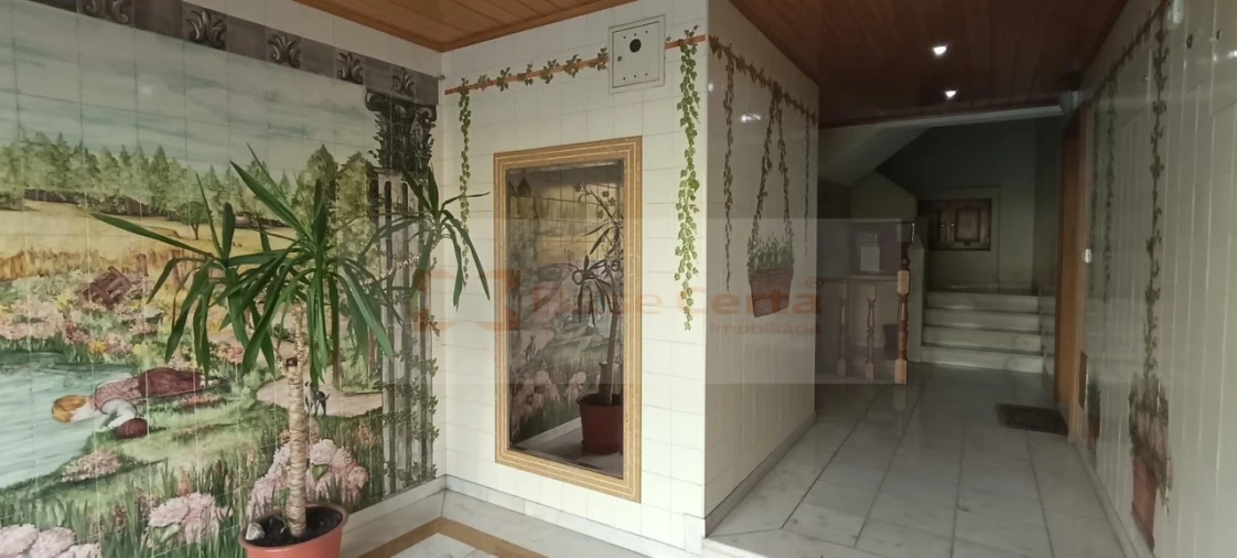 Apartamento T1 para Venda em Vialonga Foto 9