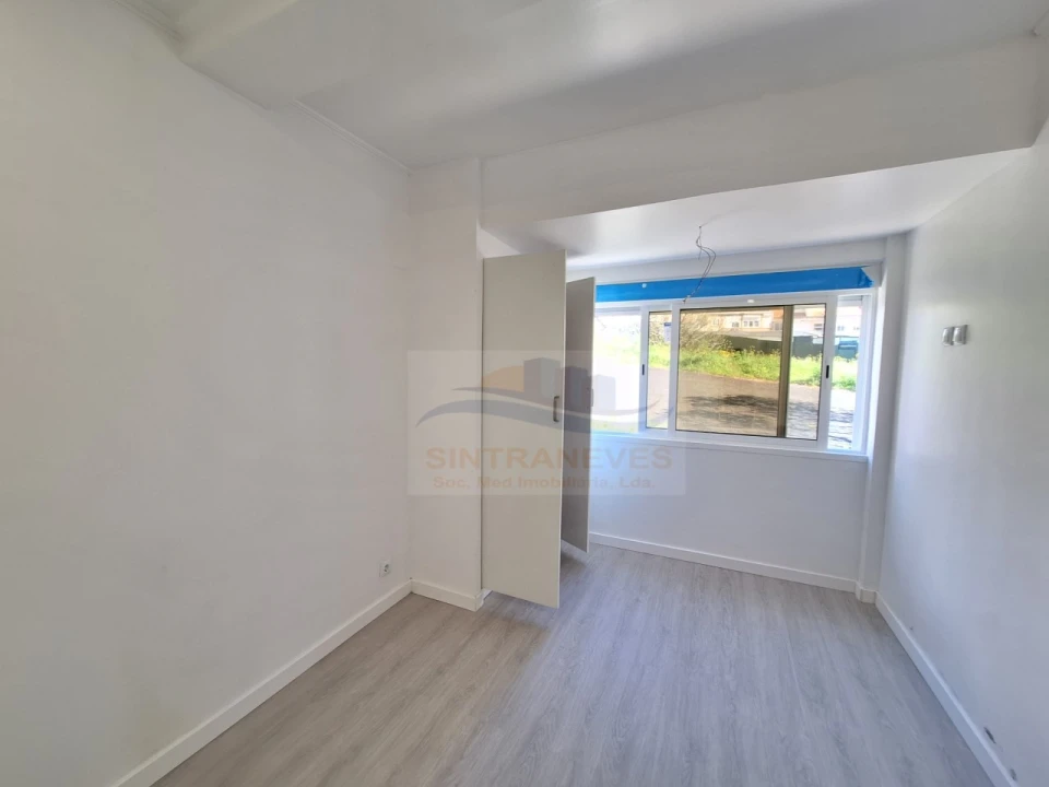 Apartamento T2 para Venda em Águas Livres Foto 8