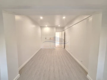 Apartamento T2 para Venda em Águas Livres