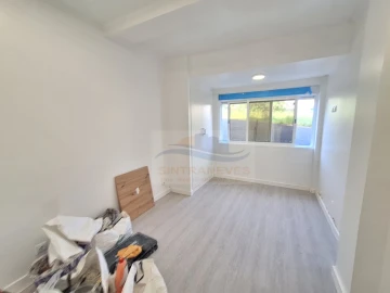 Apartamento T2 para Venda em Águas Livres