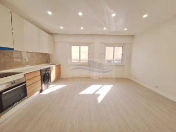 Apartamento T2 para Venda em Águas Livres