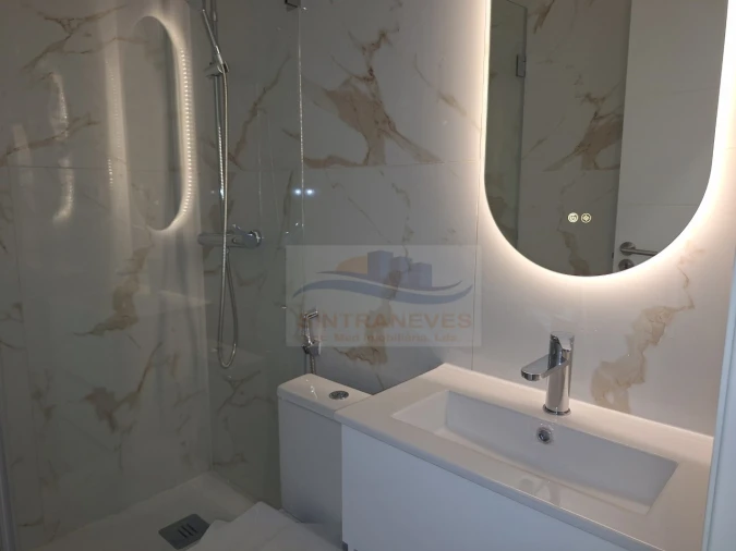 Apartamento T2 para Venda em Águas Livres Foto 22