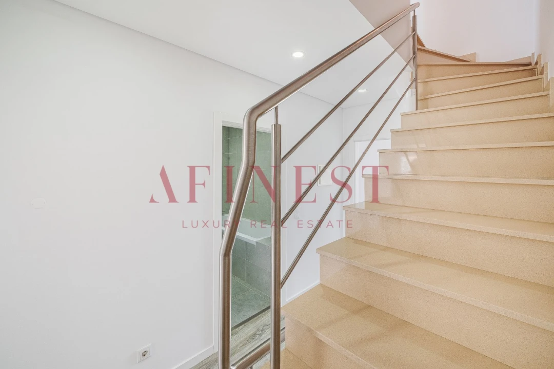 Moradia T3 para Venda em Fernao Ferro Foto 45