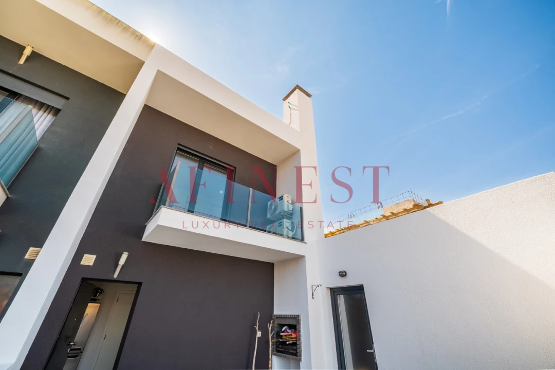 Moradia T3 para Venda em Fernao Ferro Foto 53