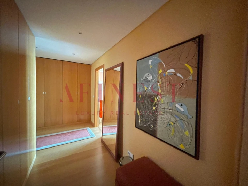 Apartamento T5 para Arrendamento em Sesimbra (Santiago) Foto 29