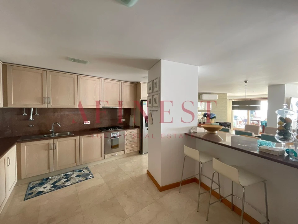 Apartamento T5 para Arrendamento em Sesimbra (Santiago) Foto 42