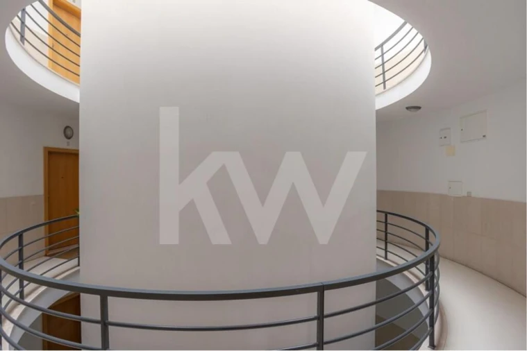 Apartamento T3 para Arrendamento em Eiras e São Paulo de Frades Foto 25