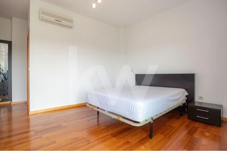 Apartamento T3 para Arrendamento em Eiras e São Paulo de Frades Foto 10