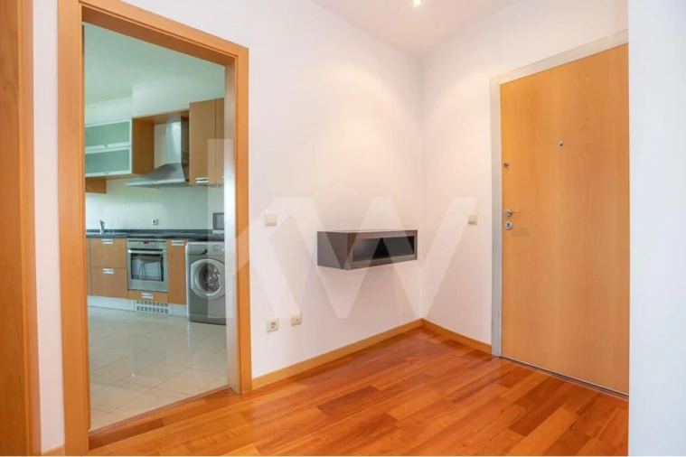 Apartamento T3 para Arrendamento em Eiras e São Paulo de Frades Foto 6