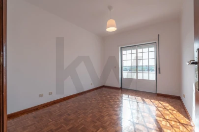 Apartamento T2 para Arrendamento em Mealhada, Ventosa do Bairro e Antes