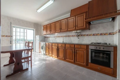 Apartamento T2 para Arrendamento em Mealhada, Ventosa do Bairro e Antes