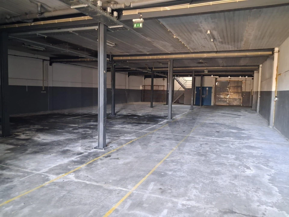 Armazém para Venda em Touguinha e Touguinhó Foto 2