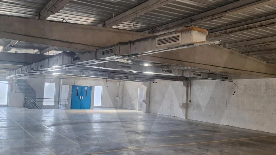 Armazém para Venda em Touguinha e Touguinhó