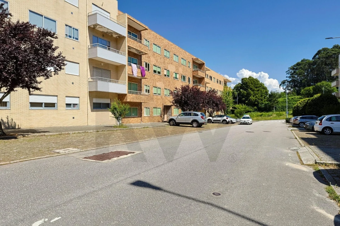 Apartamento T2 para Venda em Pedroso e Seixezelo Foto 2