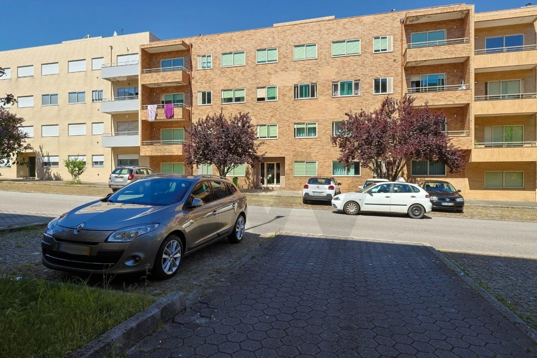 Apartamento T2 para Venda em Pedroso e Seixezelo Foto 3