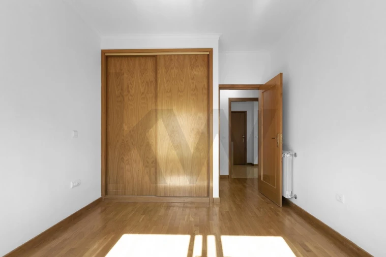 Apartamento T2 para Venda em Pedroso e Seixezelo Foto 23