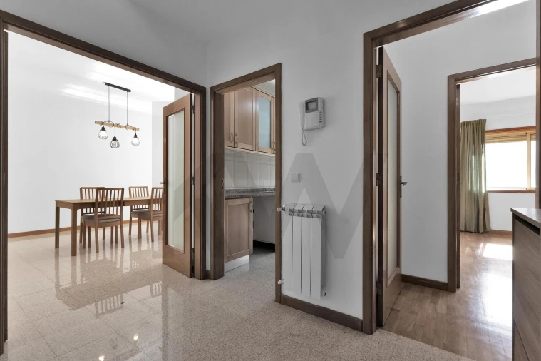 Apartamento T2 para Venda em Pedroso e Seixezelo Foto 6