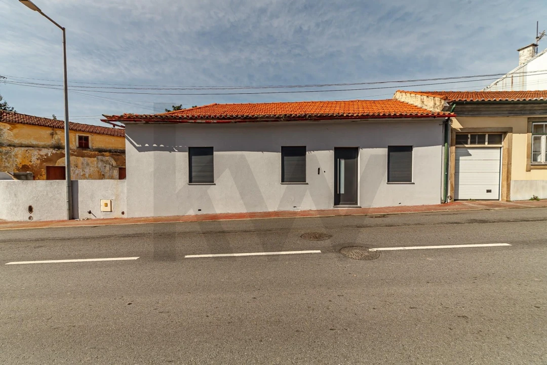 Moradia T3 para Venda em Santa Maria da Feira, Travanca, Sanfins e Espargo Foto 3