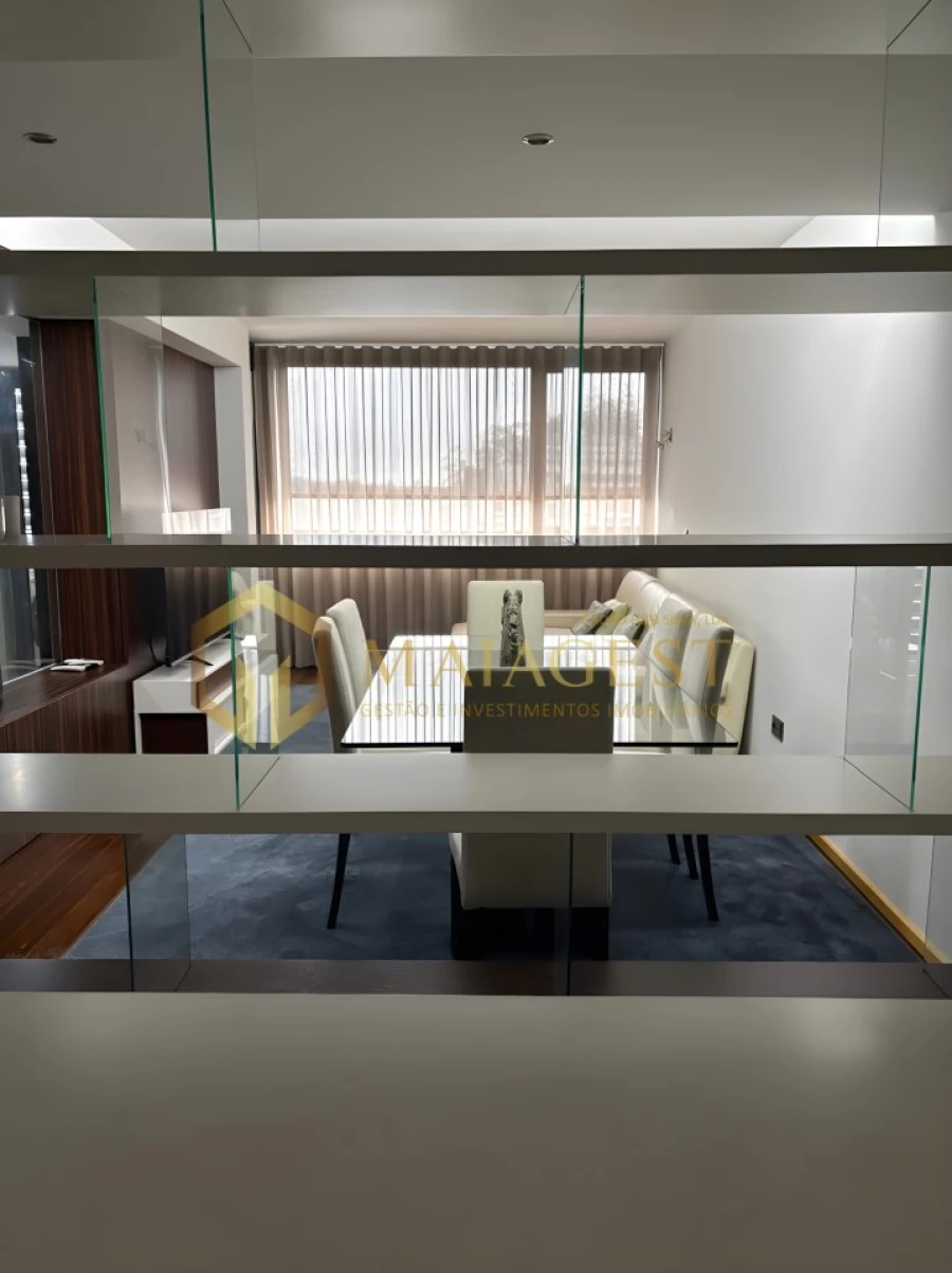Apartamento T2 para Arrendamento em Campanhã Foto 3