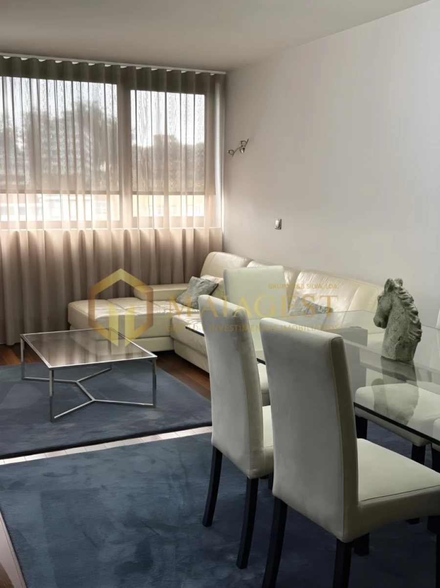 Apartamento T2 para Arrendamento em Campanhã Foto 6