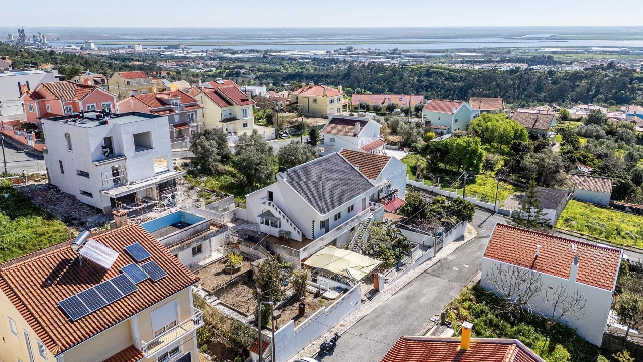 Moradia T3 para Venda em Alverca do Ribatejo e Sobralinho Foto 37