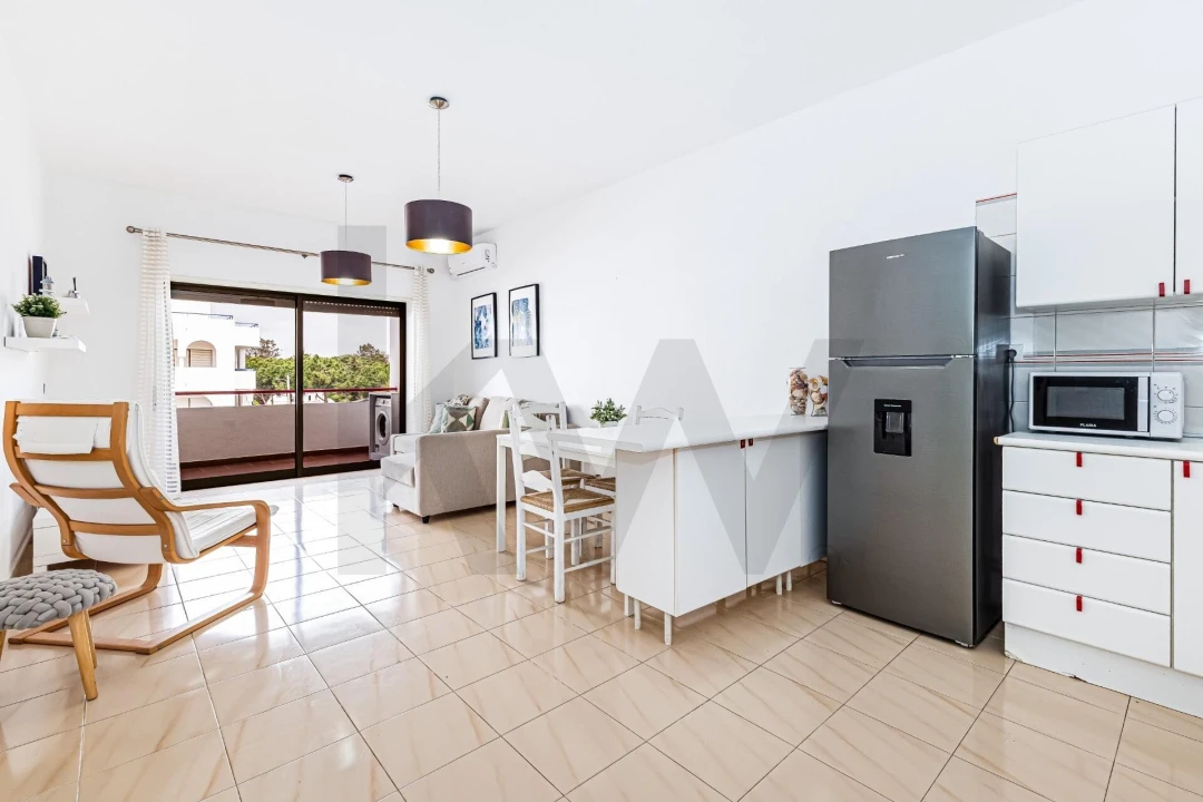 Apartamento T2 para Venda em Porches Foto 3
