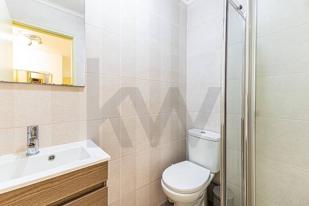 Apartamento T2 para Venda em Porches Foto 17