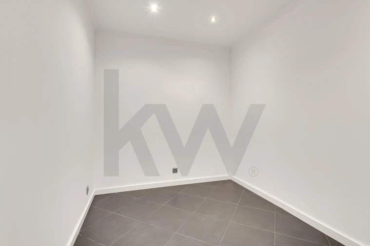 Apartamento T1 para Venda em Campolide Foto 12
