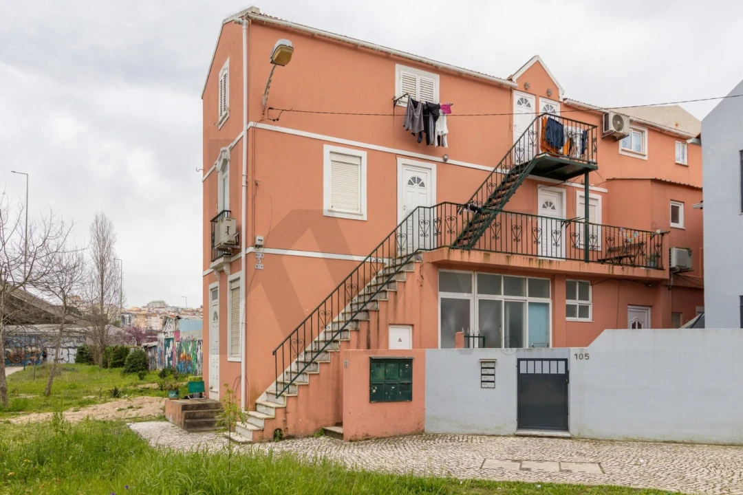 Apartamento T1 para Venda em Campolide Foto 16