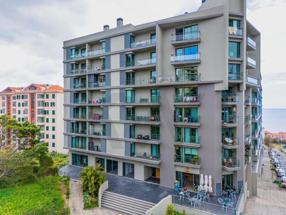 Loja para Arrendamento em São Martinho Foto 6