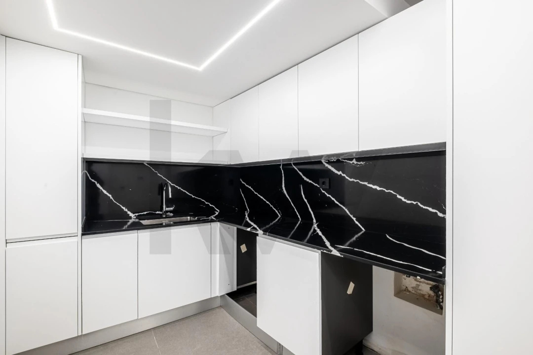 Moradia T5 para Venda em Quarteira Foto 52