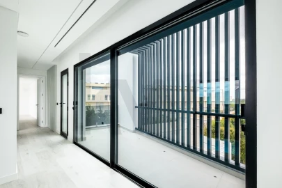 Moradia T5 para Venda em Quarteira