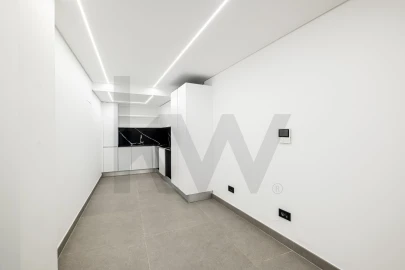 Moradia T5 para Venda em Quarteira