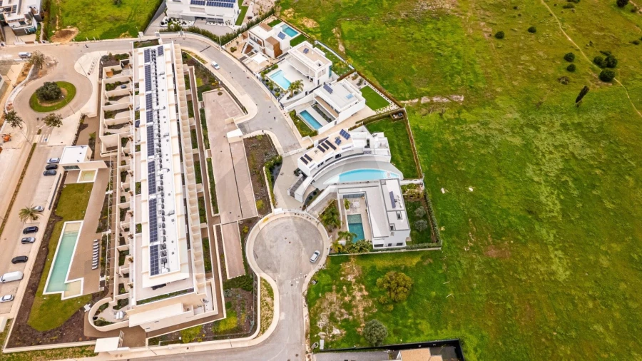 Moradia T5 para Venda em Quarteira Foto 6