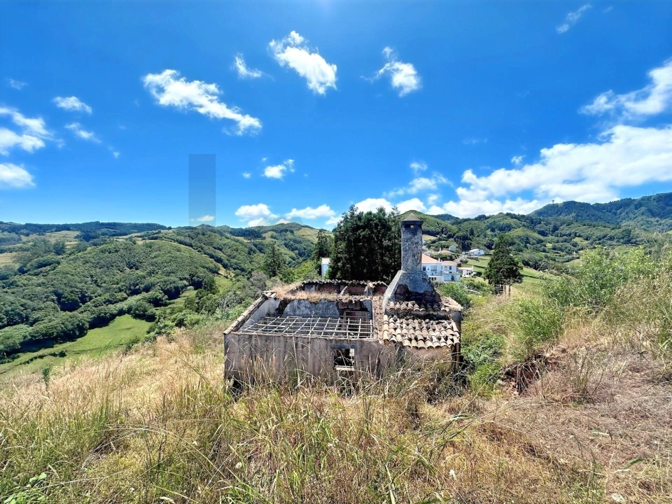 Moradia T1 para Venda em Santa Barbara Foto 2