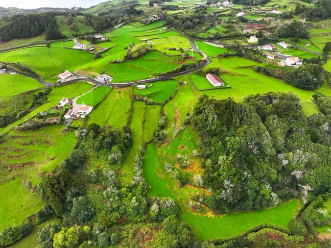 Terreno para Venda em Santo Espirito Foto 6