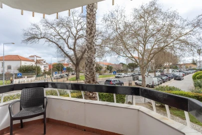 Apartamento T2 para Venda em Carcavelos e Parede