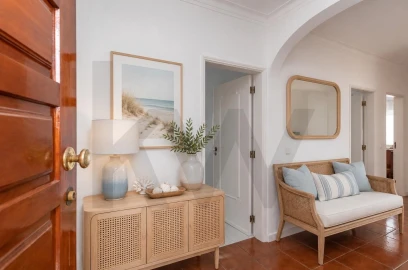 Apartamento T2 para Venda em Carcavelos e Parede