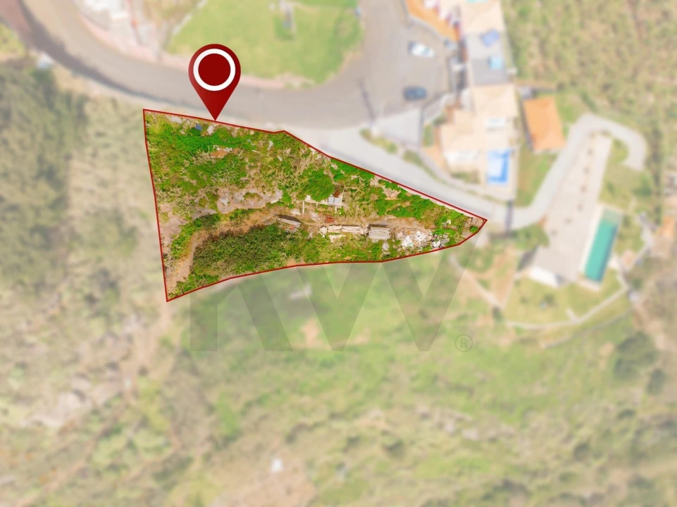 Terreno para Venda em Canhas Foto 3